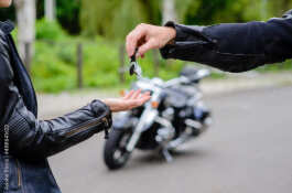 se puede cambiar el seguro de una moto a otra
